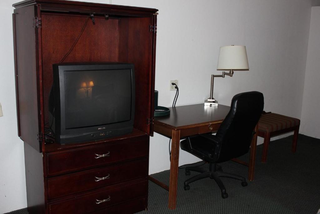 Executive Inn - Knoxville Phòng bức ảnh