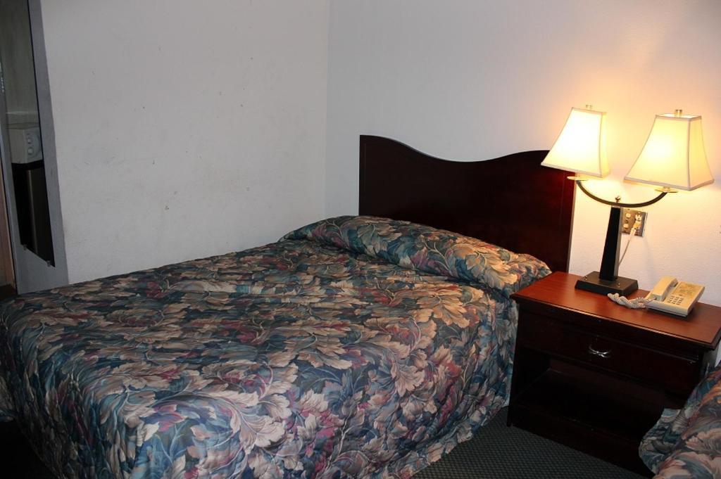 Executive Inn - Knoxville Phòng bức ảnh